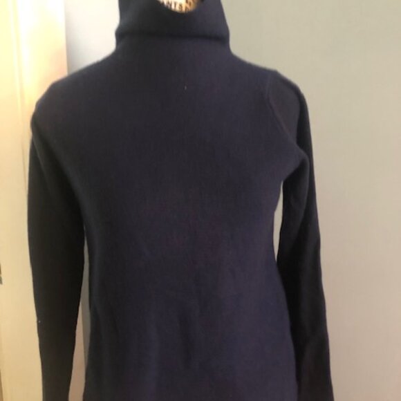 Beautiful Knit Long Pencil Skirt with Top by Italian Designer Knit Knit - Picture 1 of 5